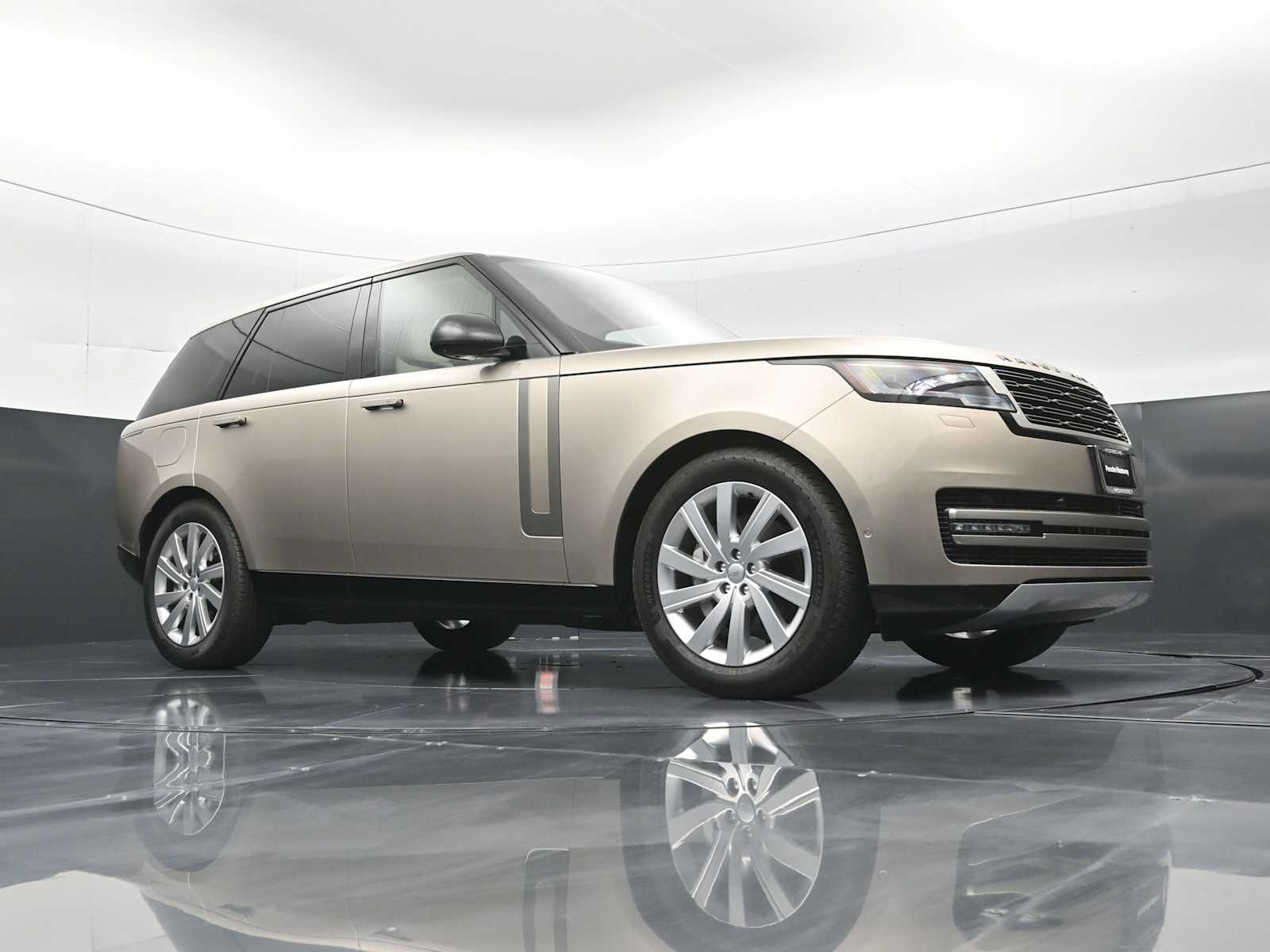 Used 2023 Land Rover Range Rover SE AWD/4WD image 45