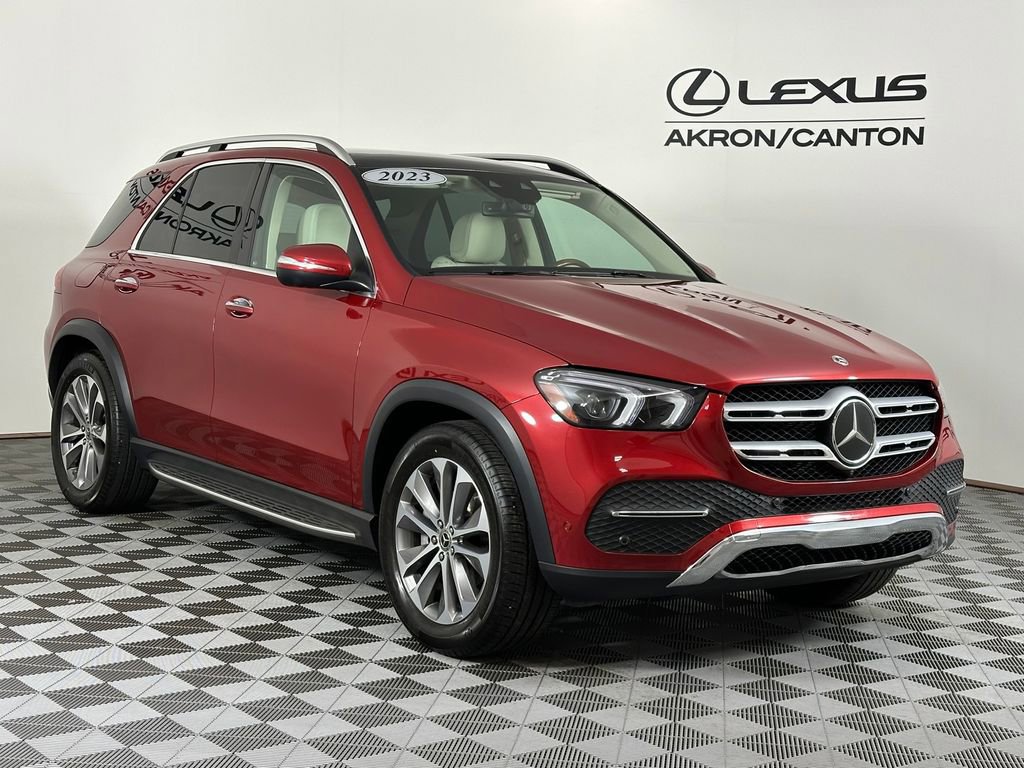 Used 2023 Mercedes-Benz GLE 350 4MATIC image 2