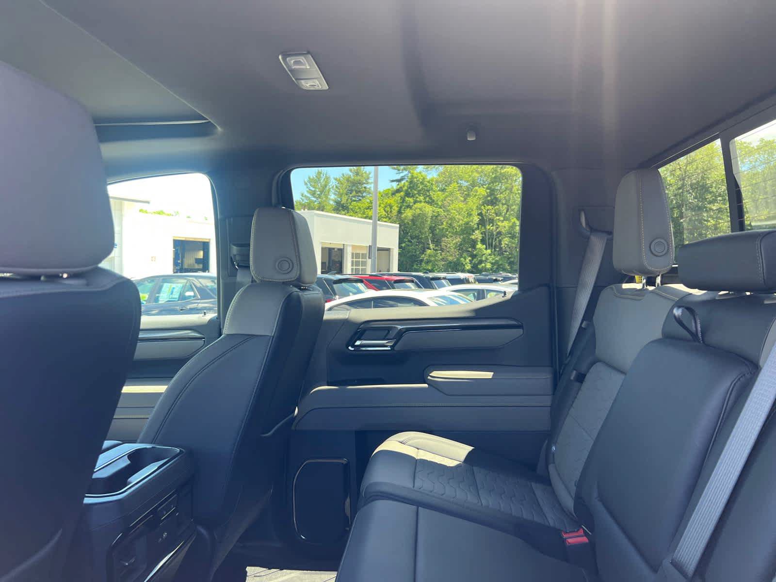 Used 2026 Chevrolet Silverado 1500 ZR2 w/ LPO, Dark Essentials Package AWD/4WD image 28