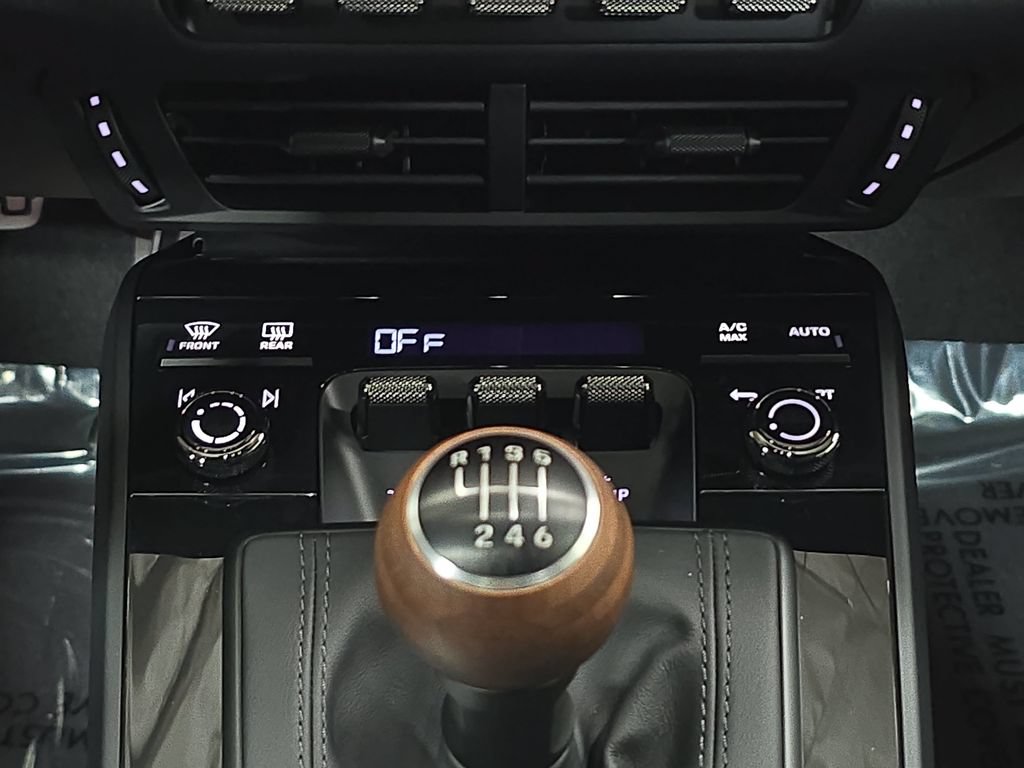 New 2026 Porsche 911 Carrera T RWD image 19