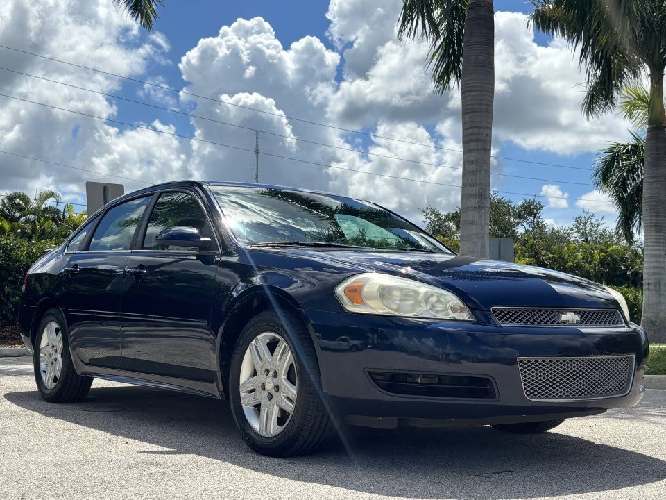 Used 2012 Chevrolet Impala LT FWD image 4