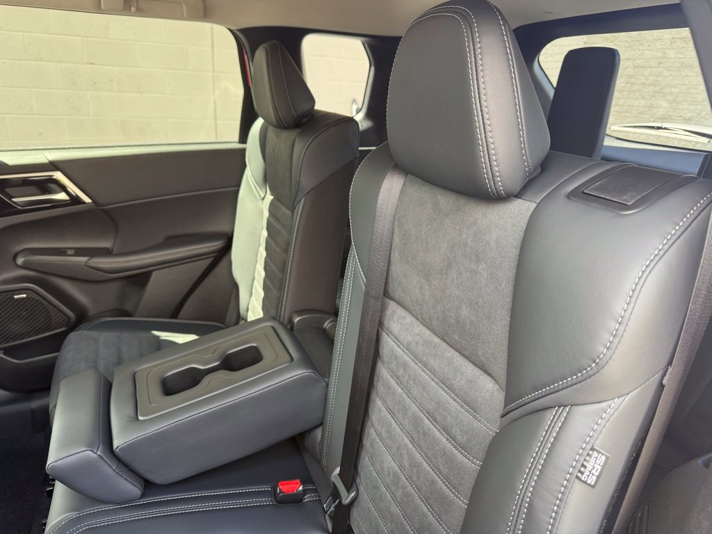 New 2026 Mitsubishi Outlander SE AWD/4WD image 24