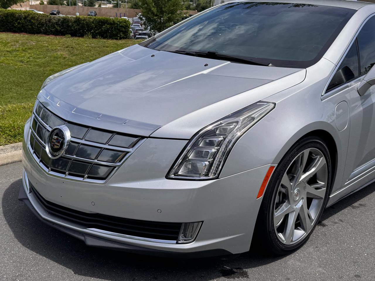 Used 2014 Cadillac ELR w/ Luxury Package FWD image 6