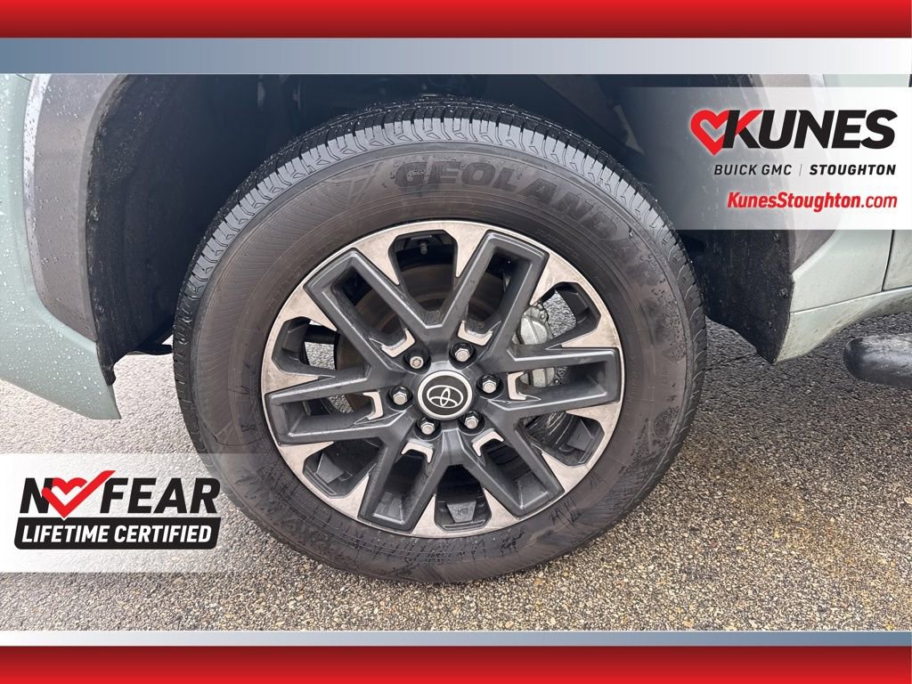Used 2024 Toyota Tundra Limited image 18