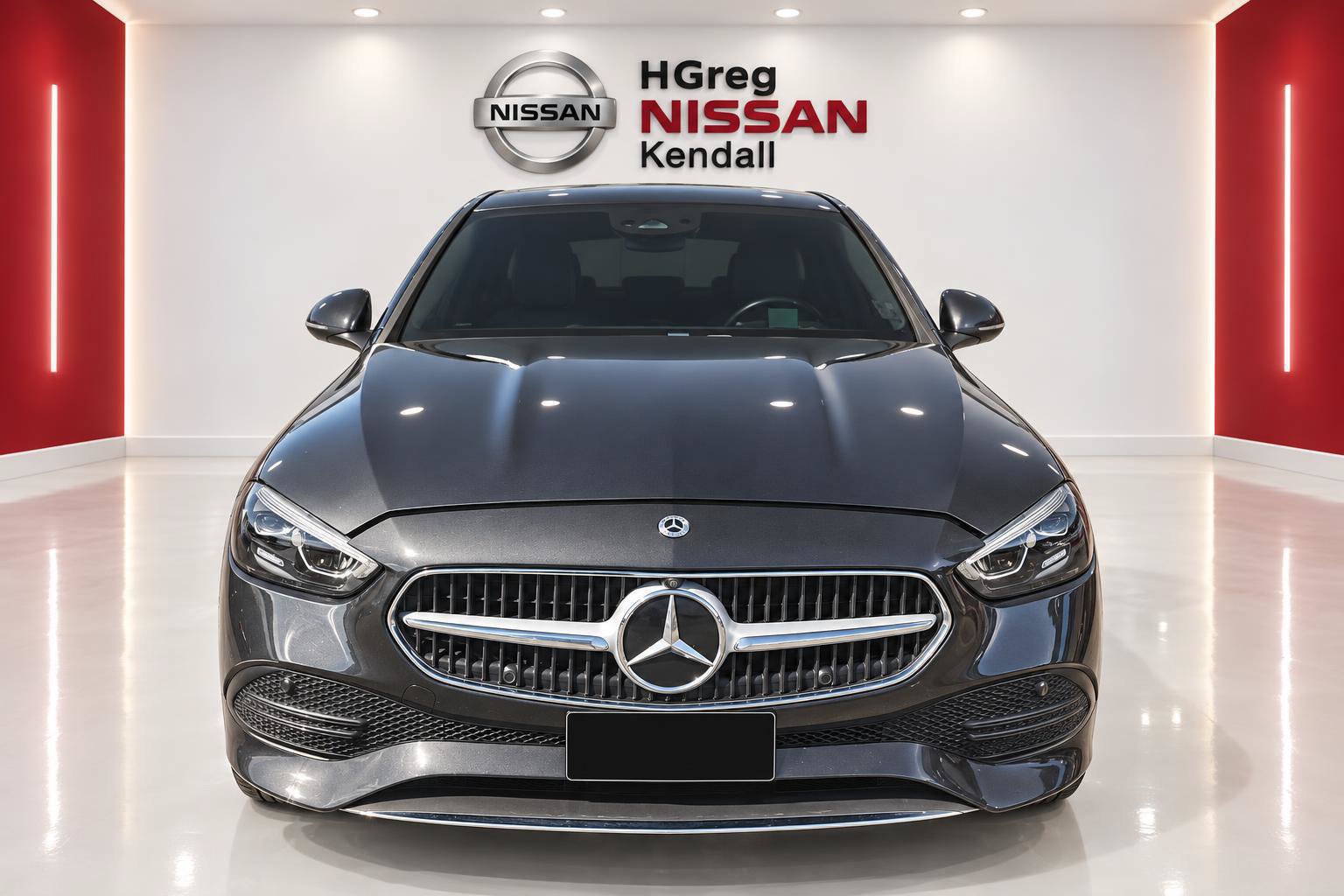 Used 2023 Mercedes-Benz C 300 Sedan w/ Exclusive Trim Package image 5