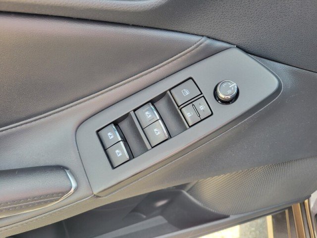 Used 2019 Toyota Avalon XLE w/ Moonroof Package FWD image 13