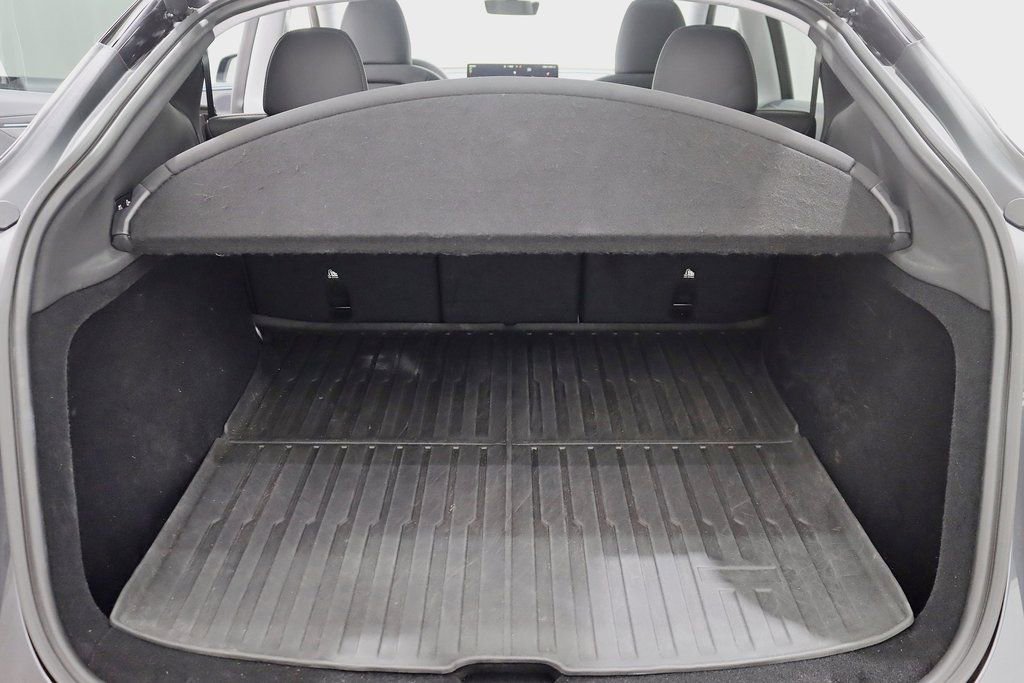 Used 2026 Tesla Model Y Long Range image 38
