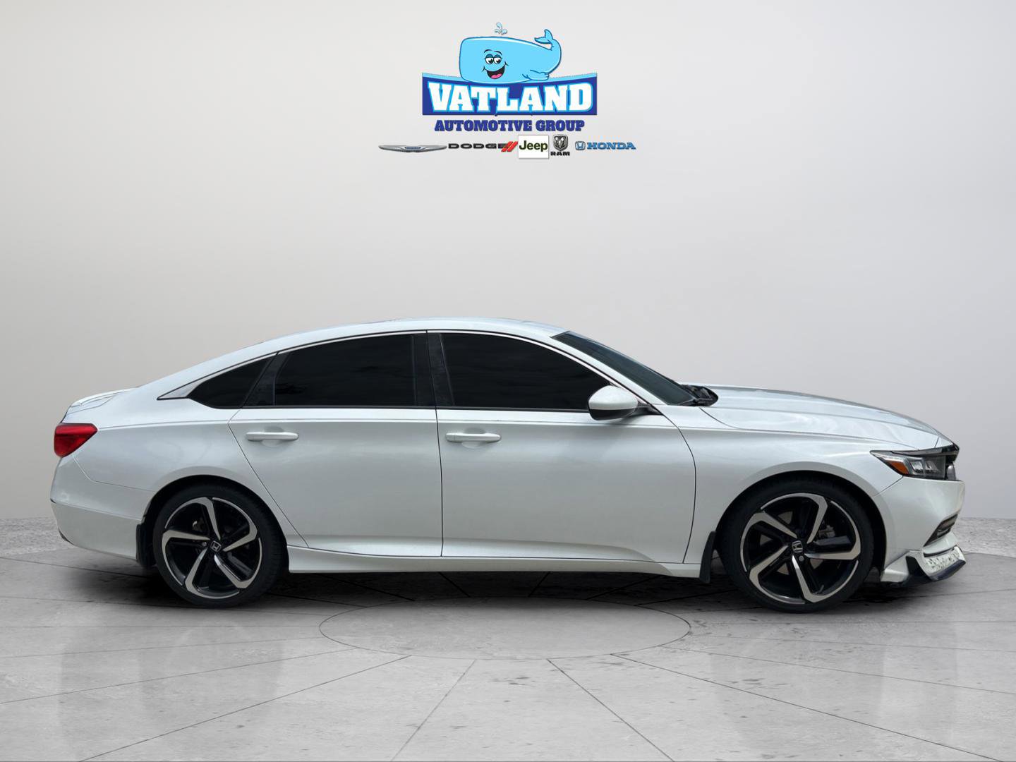 Used 2018 Honda Accord Sport image 6
