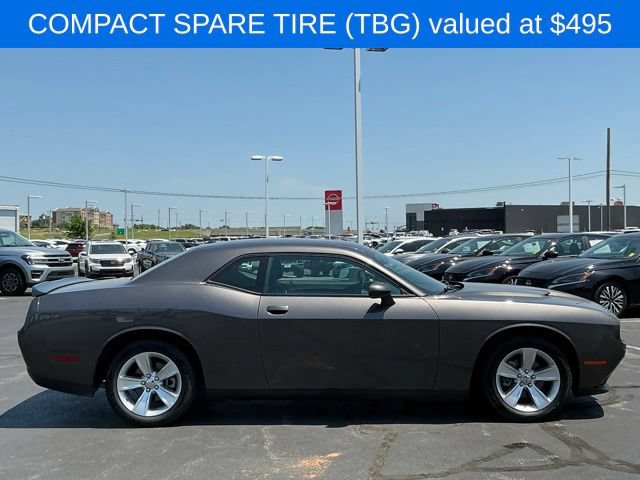 Used 2023 Dodge Challenger SXT RWD image 2