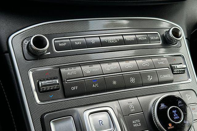 Used 2022 Hyundai Santa Fe Limited AWD/4WD image 20