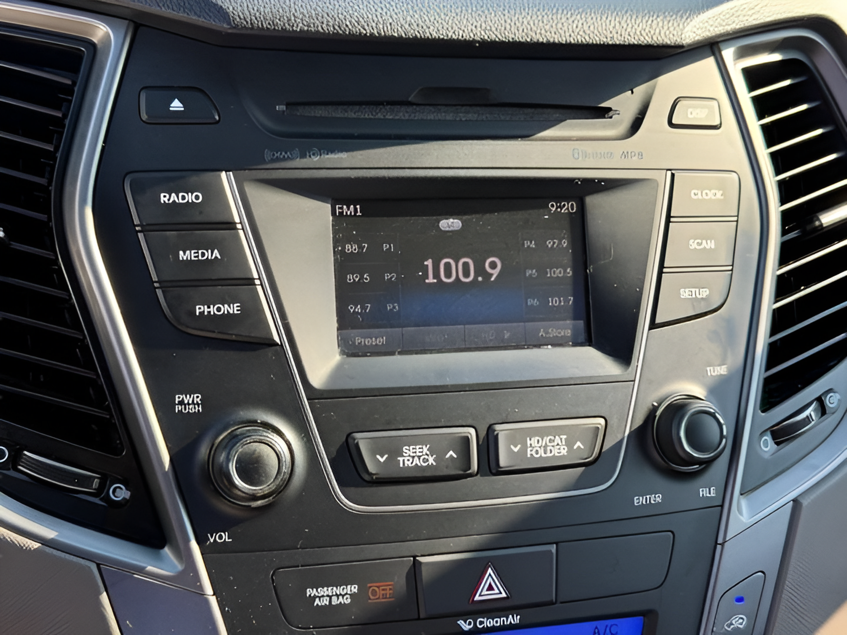Used 2013 Hyundai Santa Fe Sport 2.0T FWD image 22
