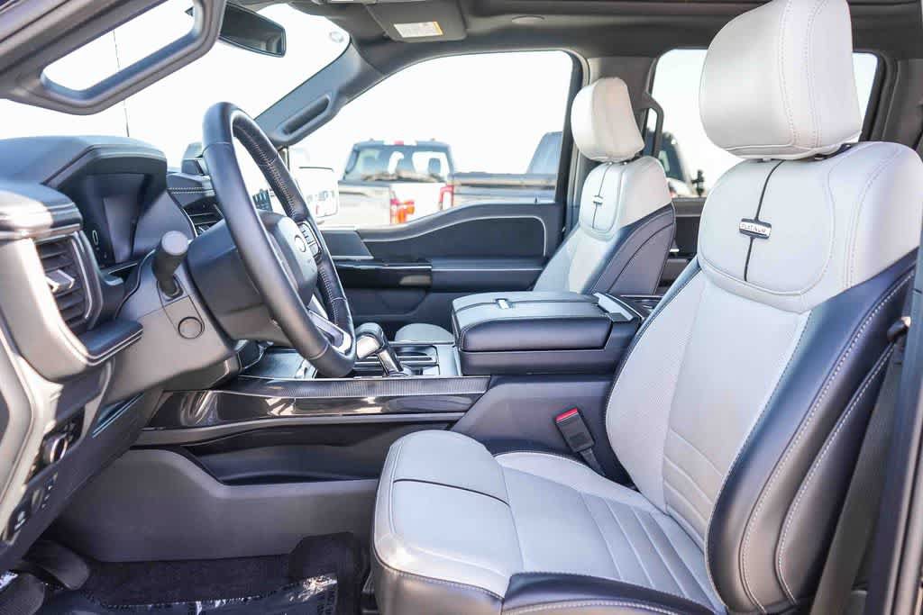 Used 2025 Ford F150 Lightning Platinum AWD/4WD image 17