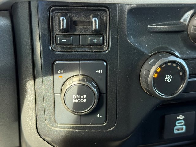 Used 2024 Ford F250 XLT image 31