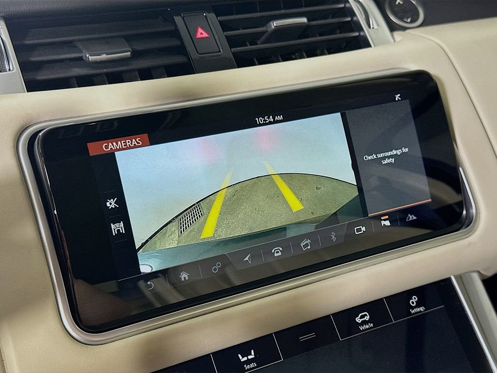 Used 2020 Land Rover Range Rover Sport HSE Dynamic image 10