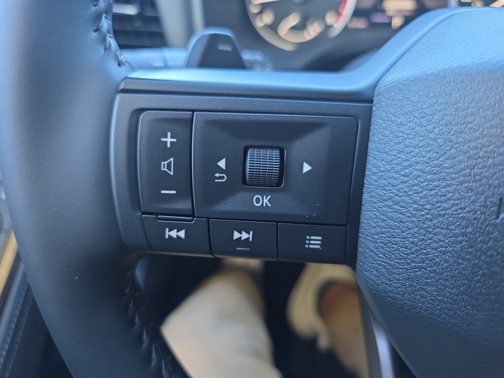 New 2026 Nissan Rogue SV w/ Cold Weather Package FWD image 10