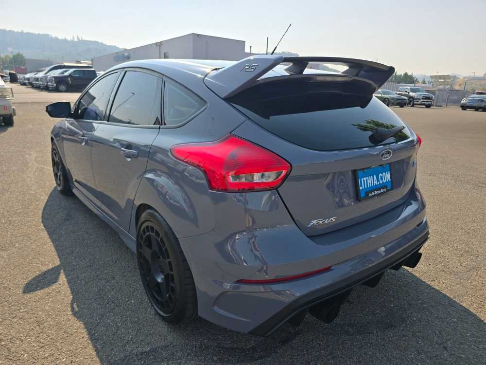 Used 2017 Ford Focus RS AWD/4WD image 3