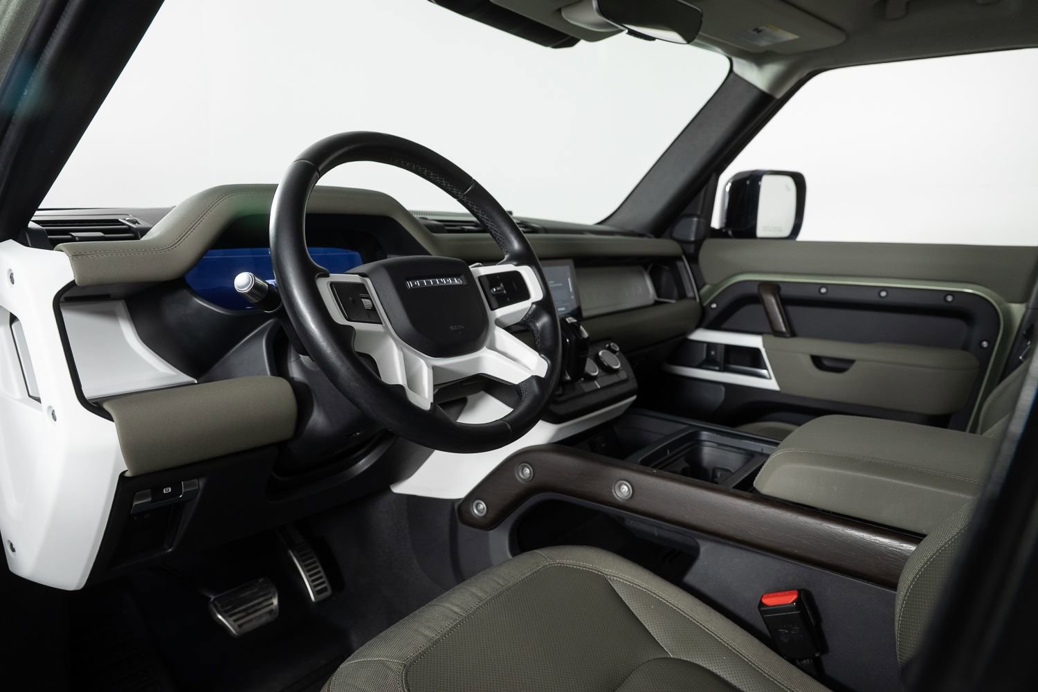 Used 2020 Land Rover Defender 110 S image 12