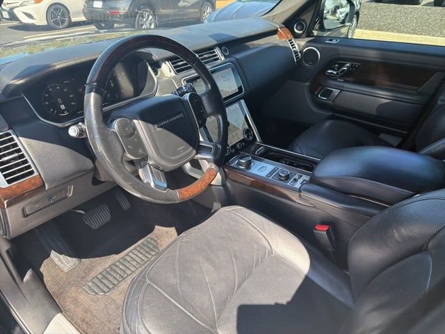 Used 2019 Land Rover Range Rover HSE image 11