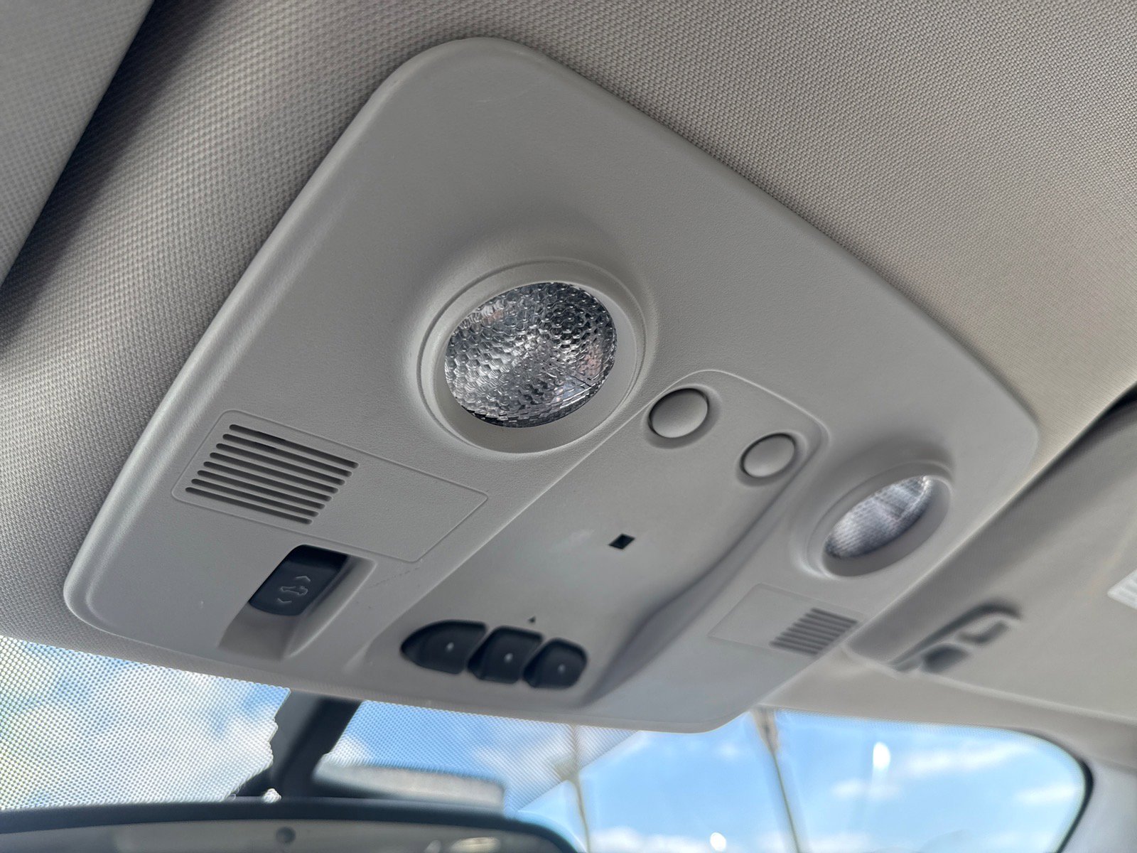 Used 2015 Buick Enclave Premium w/ Experience Buick Package image 26