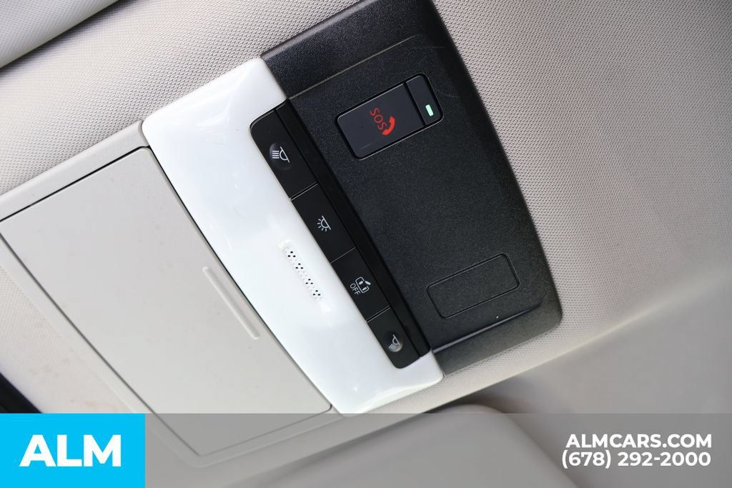 Used 2023 Nissan Rogue SV FWD image 34