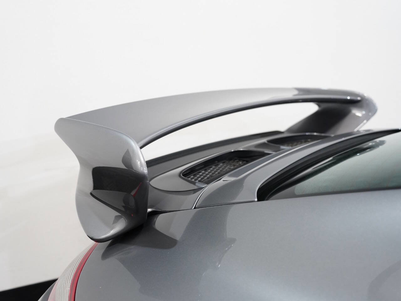 Used 2007 Porsche 911 GT3 image 16