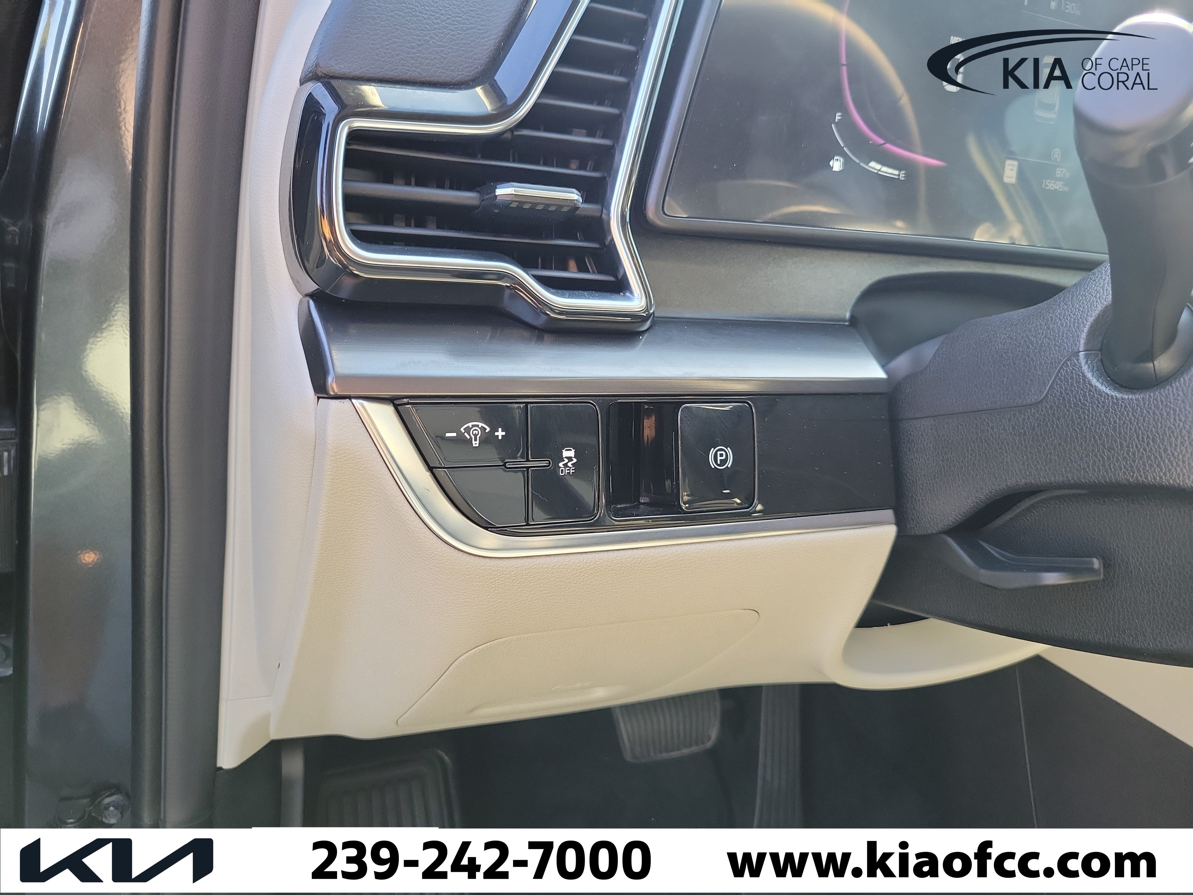 Certified 2024 Kia Sportage EX FWD image 22