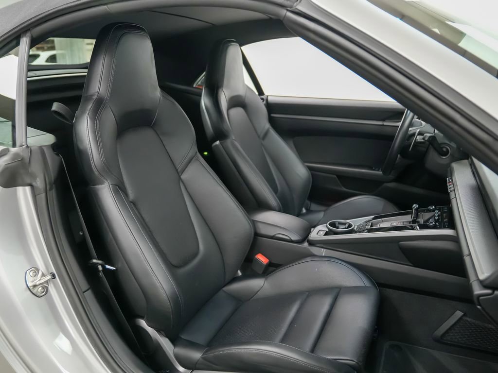 Certified 2021 Porsche 911 Carrera image 17