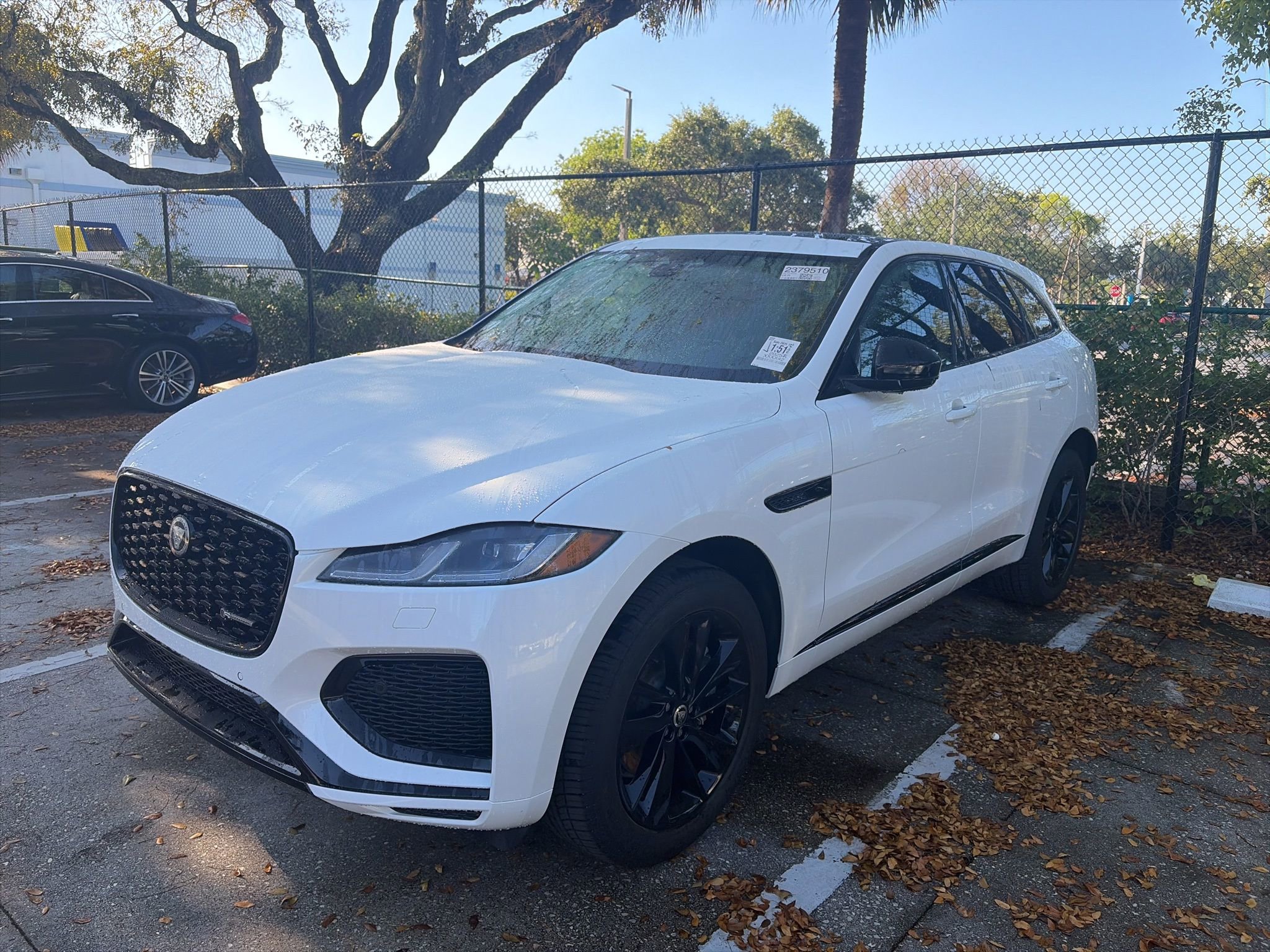 Used 2025 Jaguar F-PACE R-Dynamic S AWD/4WD image 4