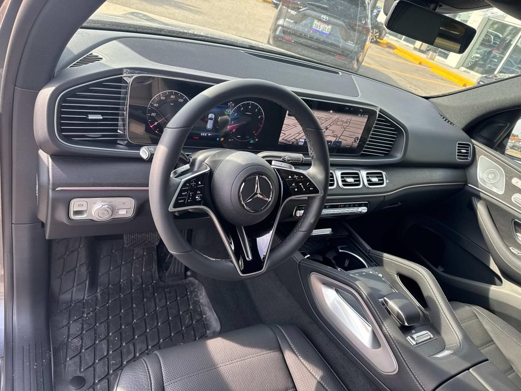 New 2025 Mercedes-Benz GLE 580 4MATIC image 9