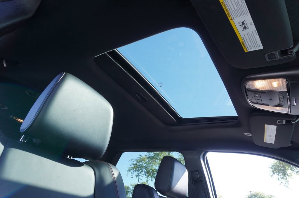 Used 2025 Dodge Durango GT image 14