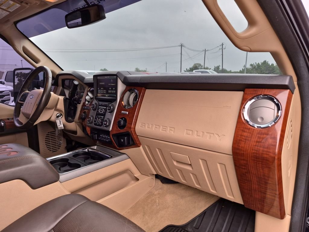 Used 2016 Ford F250 King Ranch w/ FX4 Off-Road Package AWD/4WD image 37