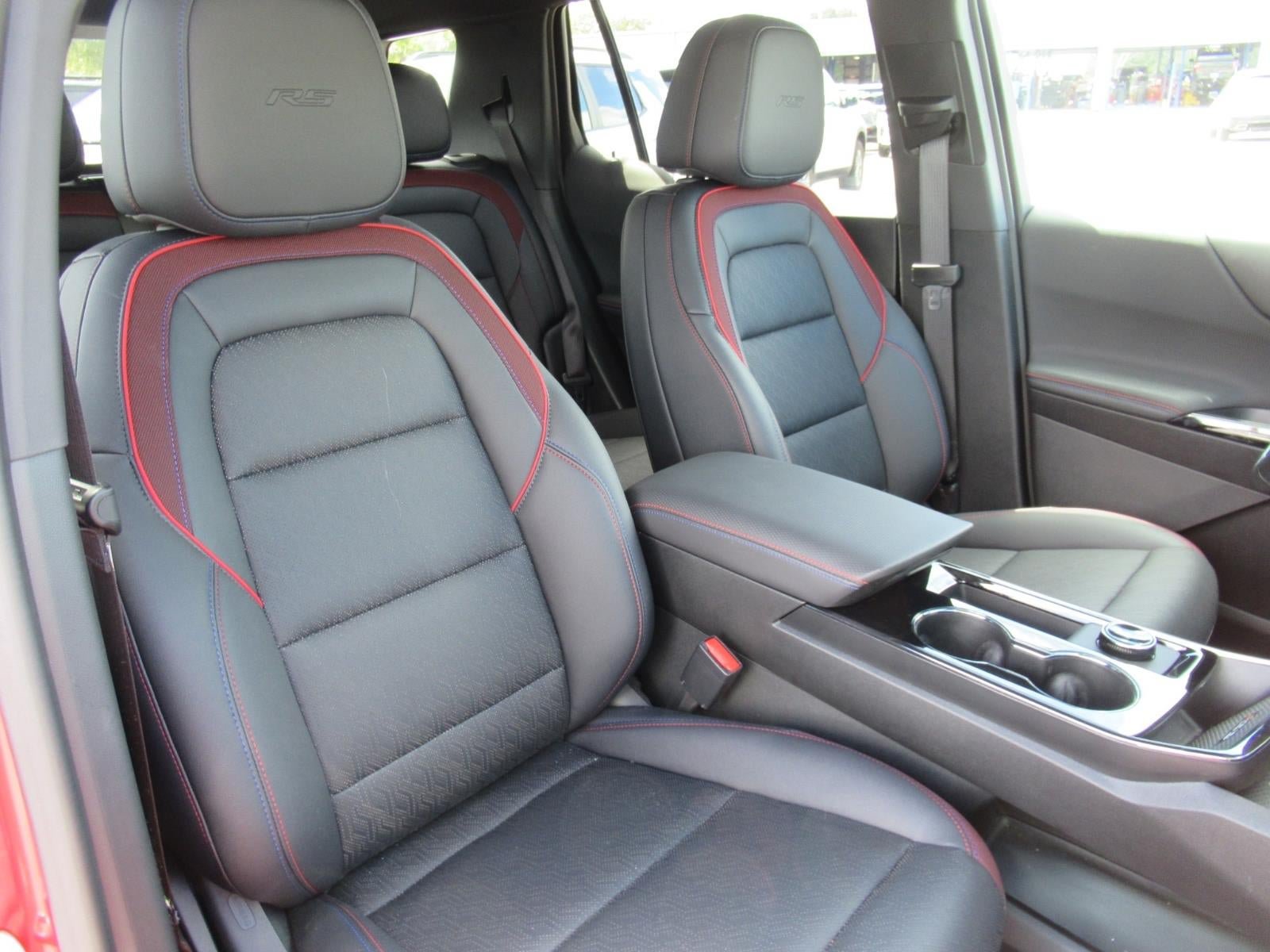 New 2026 Chevrolet Equinox RS w/ Safety and Technology Package FWD image 9