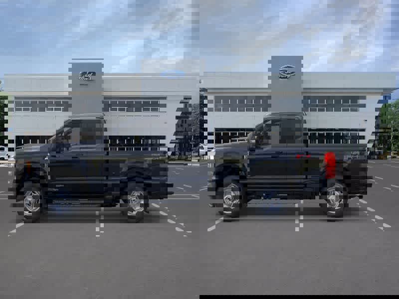 New 2026 Ford F250 XL w/ FX4 Off-Road Package image 3