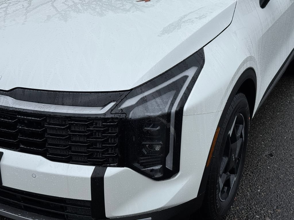 Certified 2026 Kia Sportage EX AWD/4WD image 3