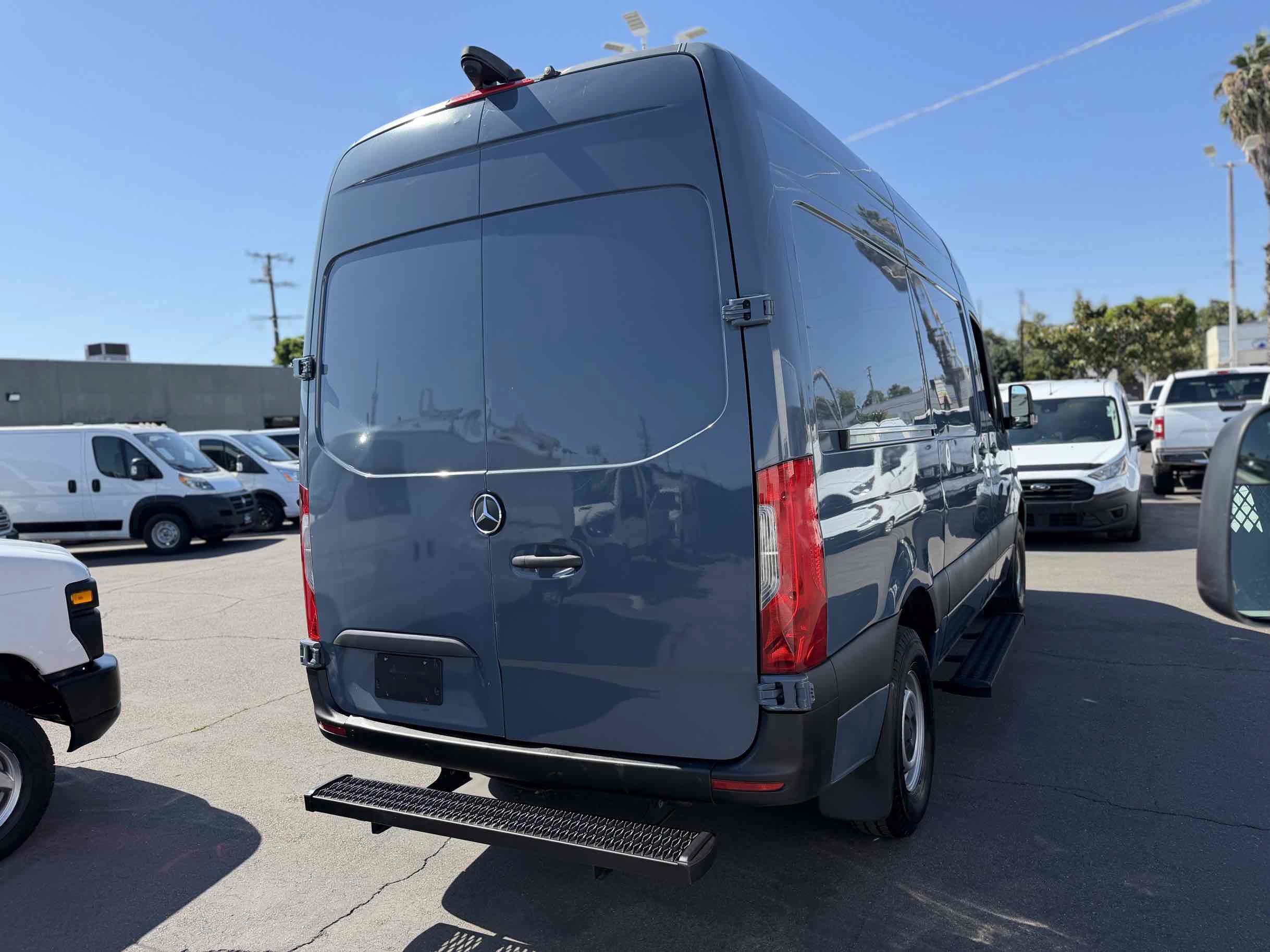 Used 2019 Mercedes-Benz Sprinter 144 image 5