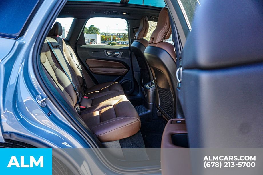 Used 2024 Volvo XC60 T8 Plus w/ Climate Package image 22