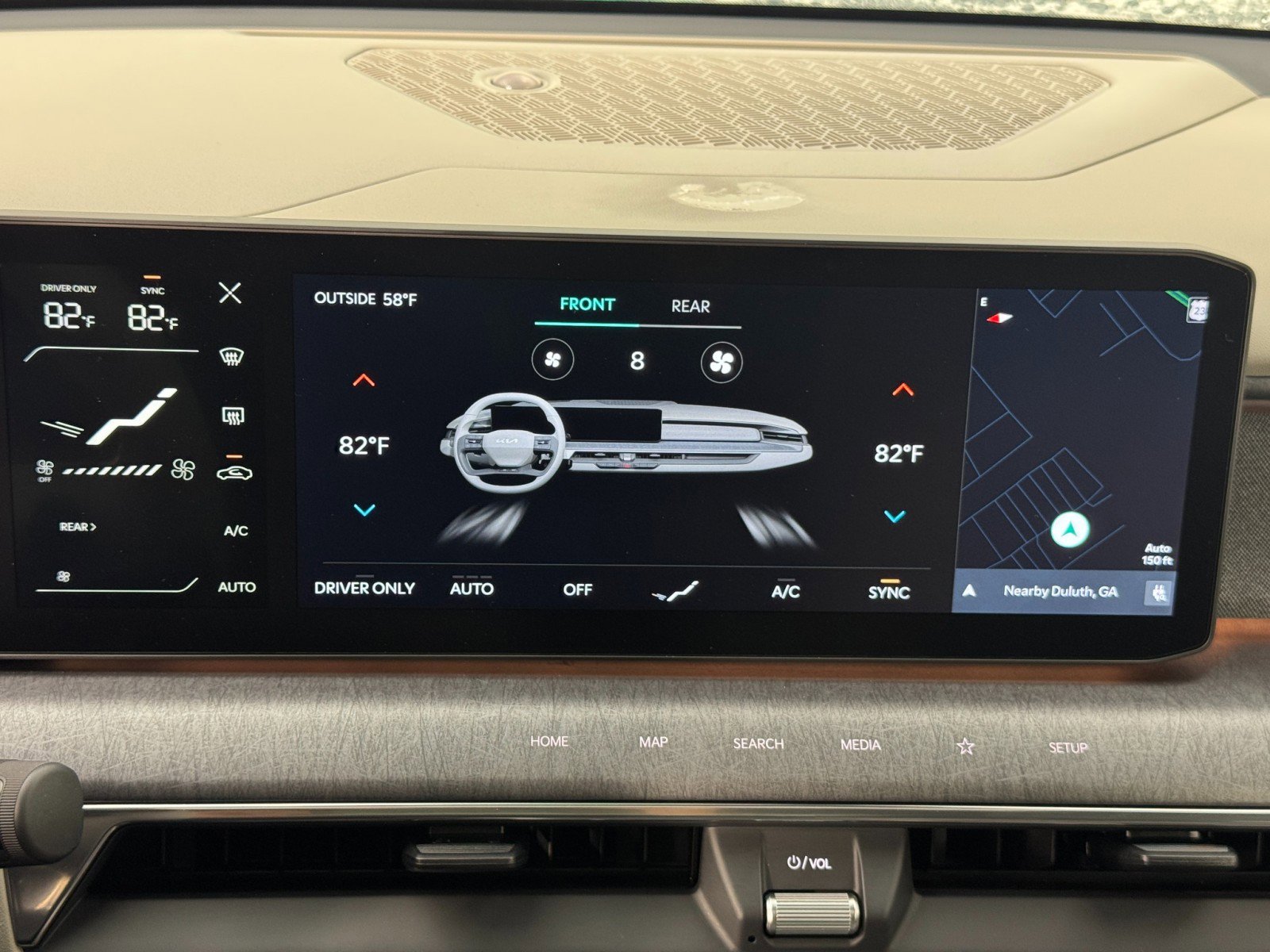 Used 2024 Kia EV9 Land image 27