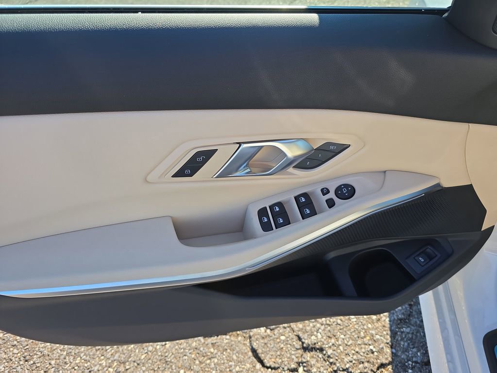 New 2026 BMW 330i xDrive Sedan w/ Premium Package image 11