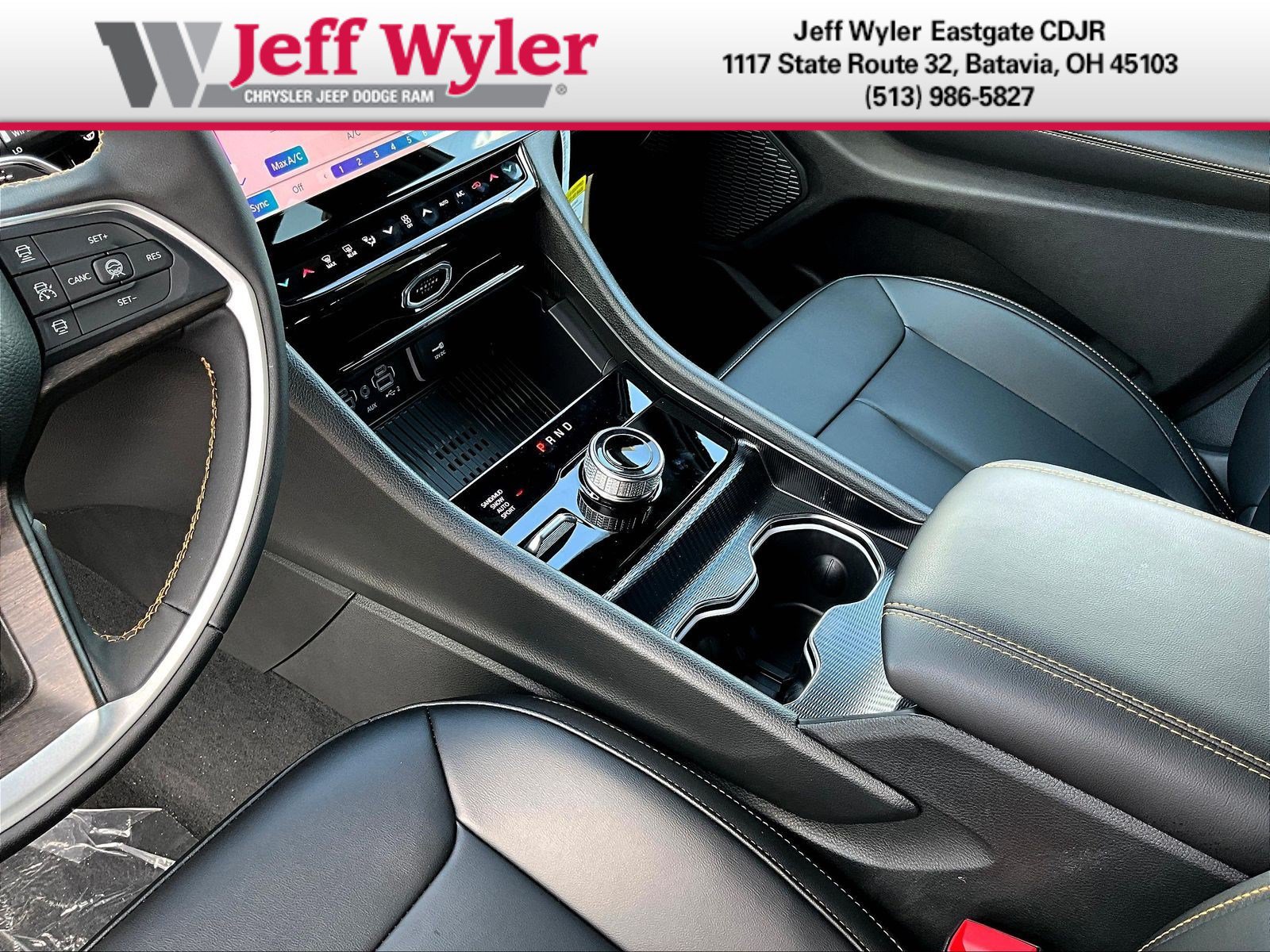 New 2026 Jeep Grand Cherokee Limited AWD/4WD image 12