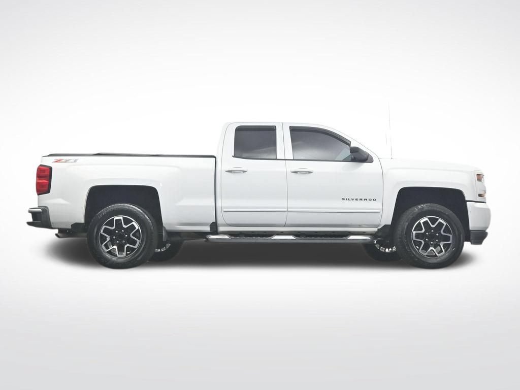 Used 2017 Chevrolet Silverado 1500 LT w/ All Star Edition AWD/4WD image 42