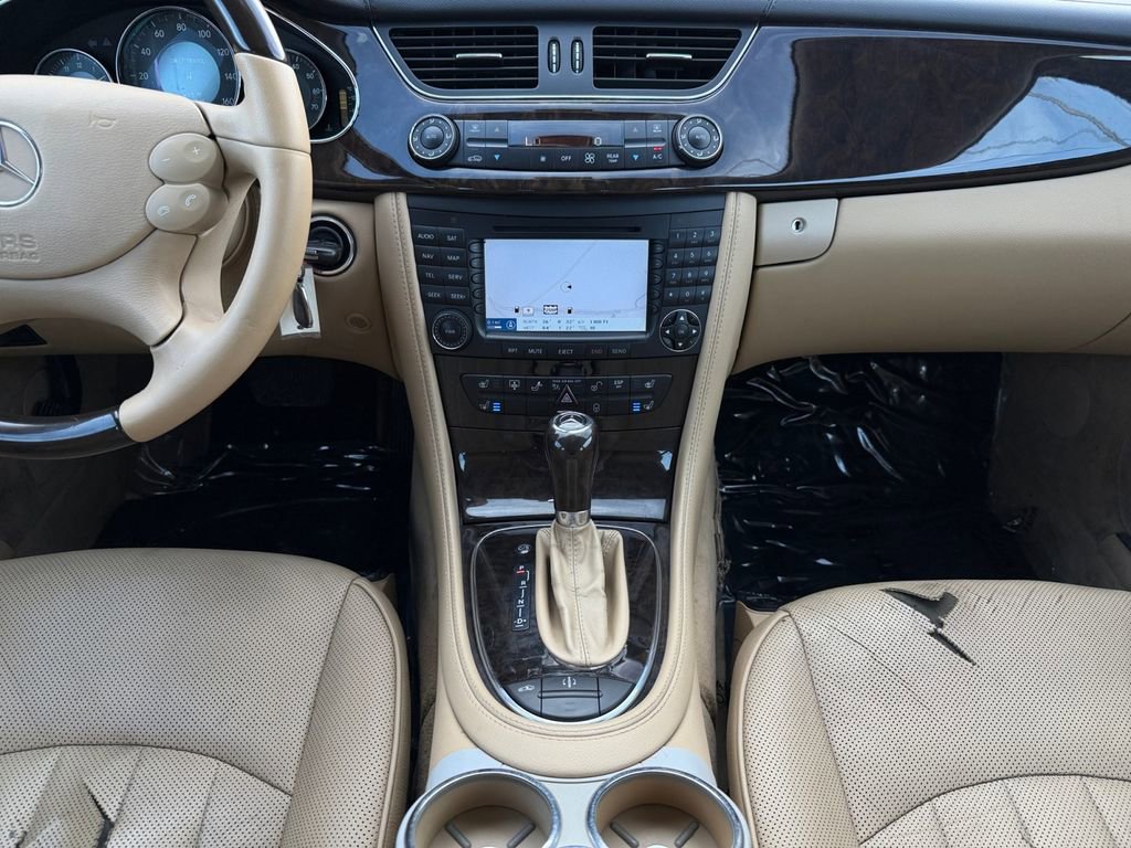 Used 2006 Mercedes-Benz CLS 500 image 25