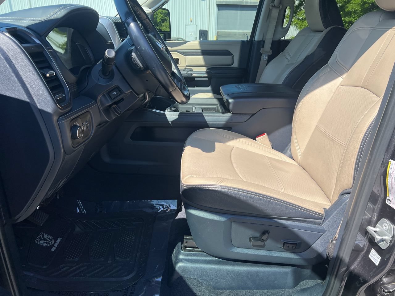 Used 2023 RAM 2500 Limited AWD/4WD image 13