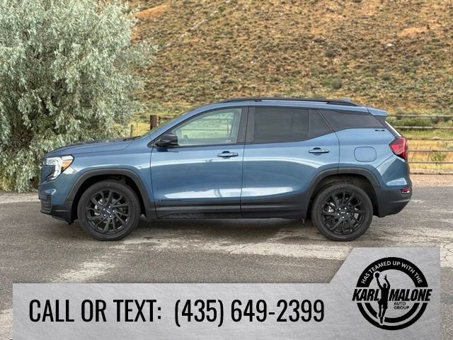 Used 2024 GMC Terrain SLE w/ Driver Convenience Package AWD/4WD image 2