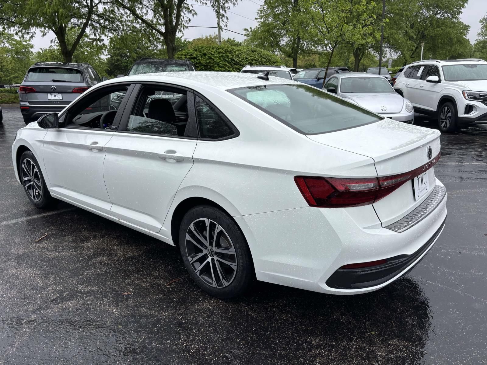New 2026 Volkswagen Jetta Sport FWD image 7