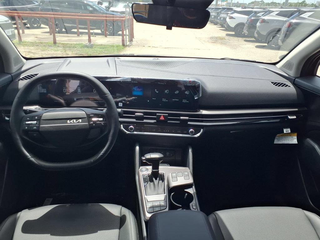 New 2026 Kia Sportage EX FWD image 3