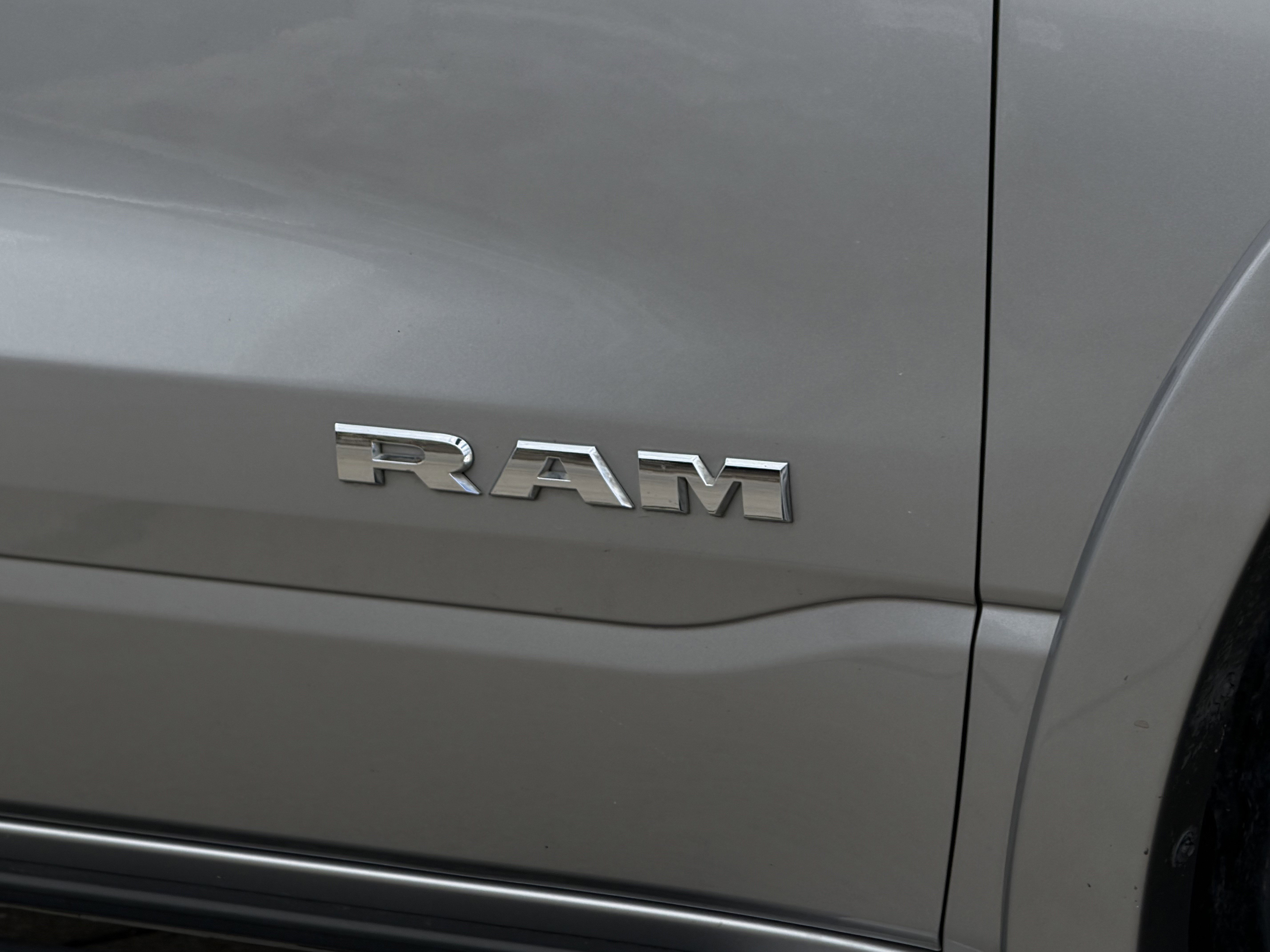 Used 2021 RAM 1500 Laramie image 5