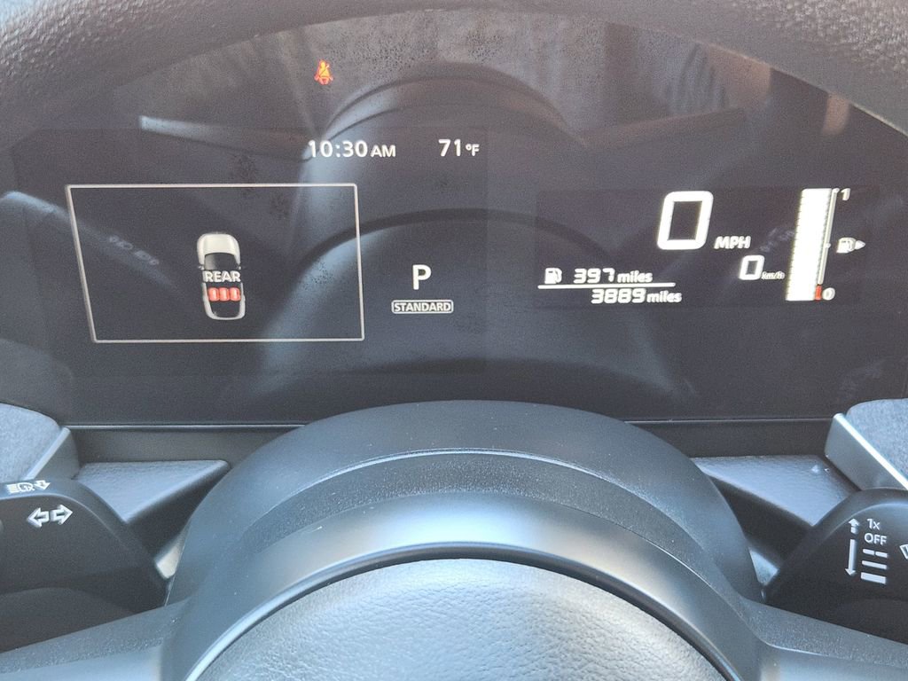 Used 2025 Nissan Kicks SV image 17