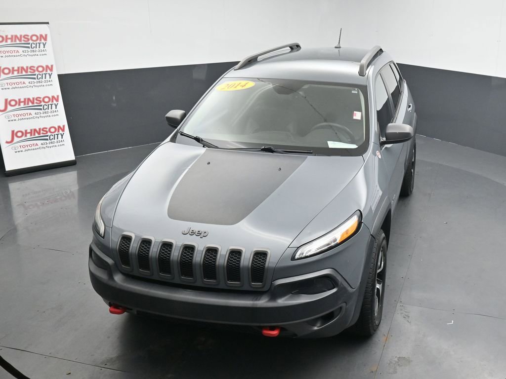 Used 2014 Jeep Cherokee Trailhawk w/ Comfort/Convenience Group AWD/4WD image 27