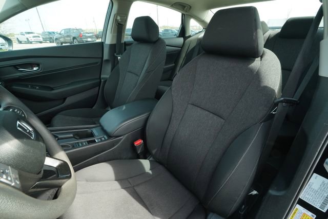 Used 2025 Honda Accord SE image 36