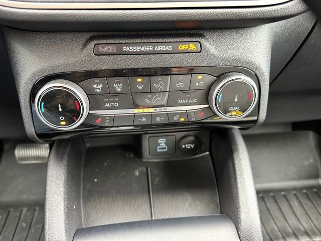 Used 2022 Ford Escape SE w/ Convenience Package image 17